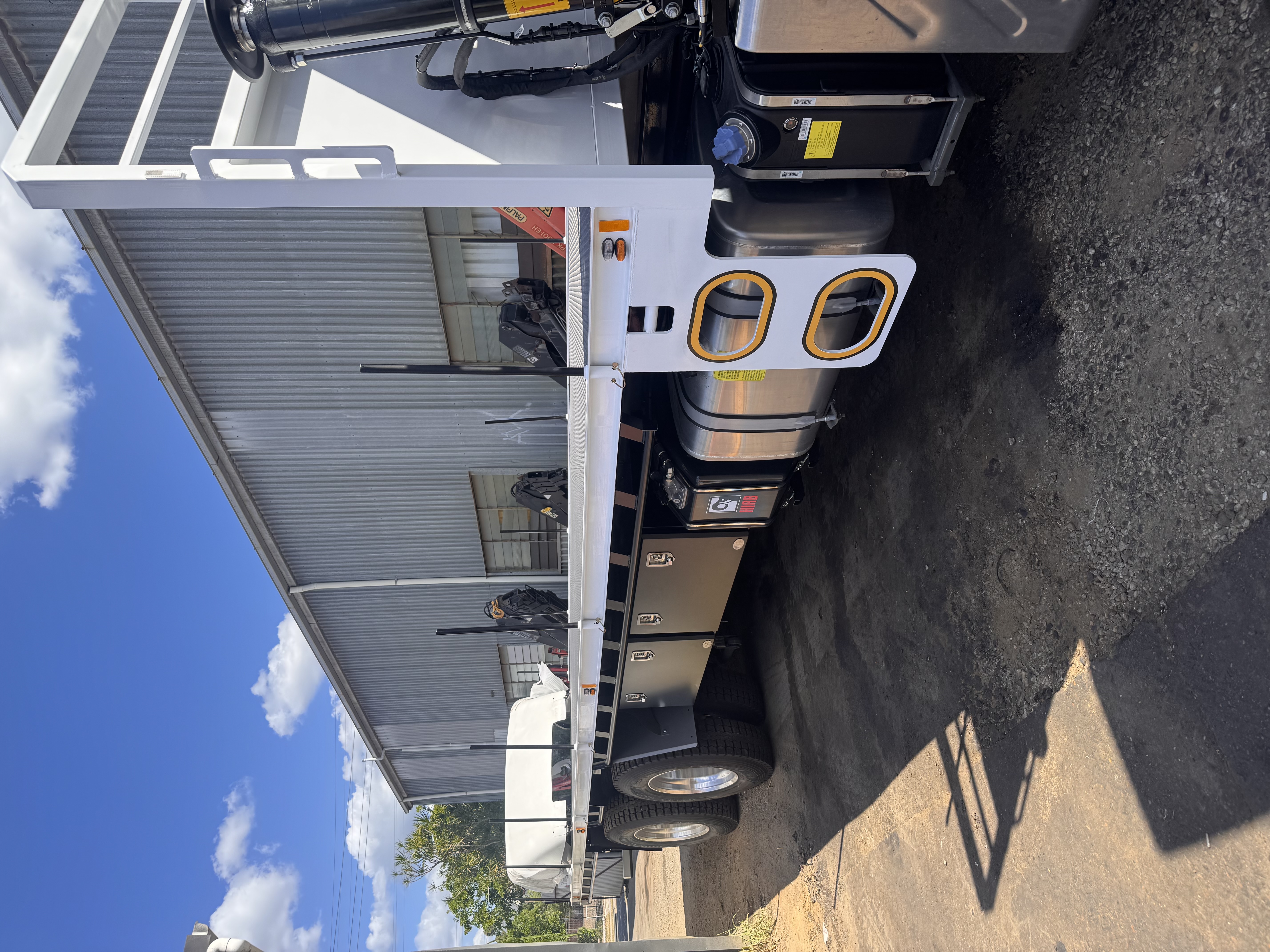 SITRAK - HIAB 108B3 - photo 1