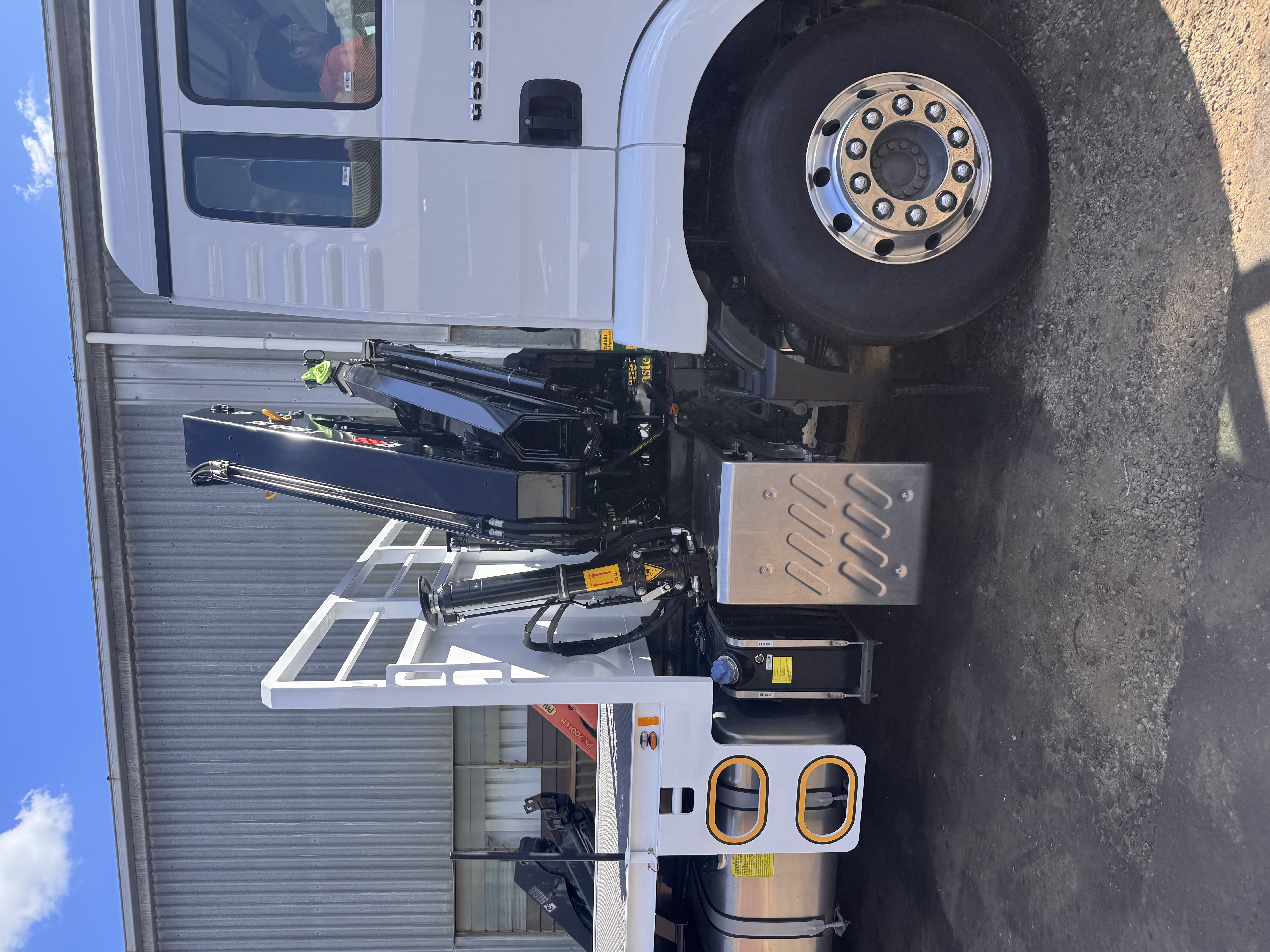 SITRAK - HIAB 108B3 - photo 3